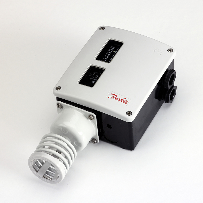 Danfoss 017-511866 — Реле температуры RT 34 для тяжелых условий эксплуатации, IP 66, T окружающей среды -50…70 °C, диапазон настройки уставки -25…15 °C