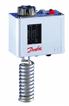 Danfoss 060L110666 — Реле температуры (термостат) KP 62, IP 30/44, диапазон регулирования -30…15 °C